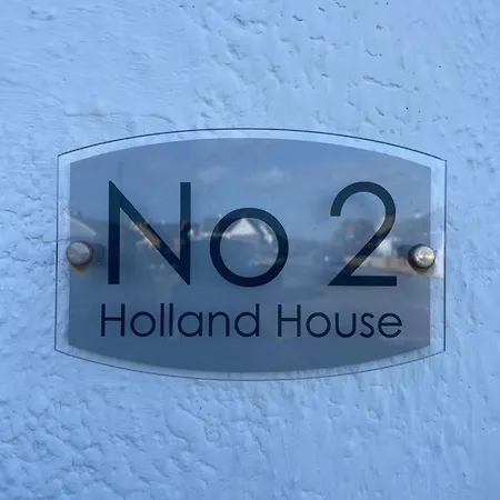Holland House No2 Feriehus *