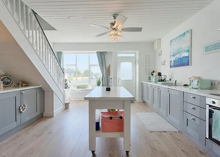 Holland House No2 Feriehus *